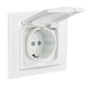 Розетка 1-м СП Минск 16А IP44 с заземл. защ. шторки с крышкой бел. EKF ERR16-029-100-44